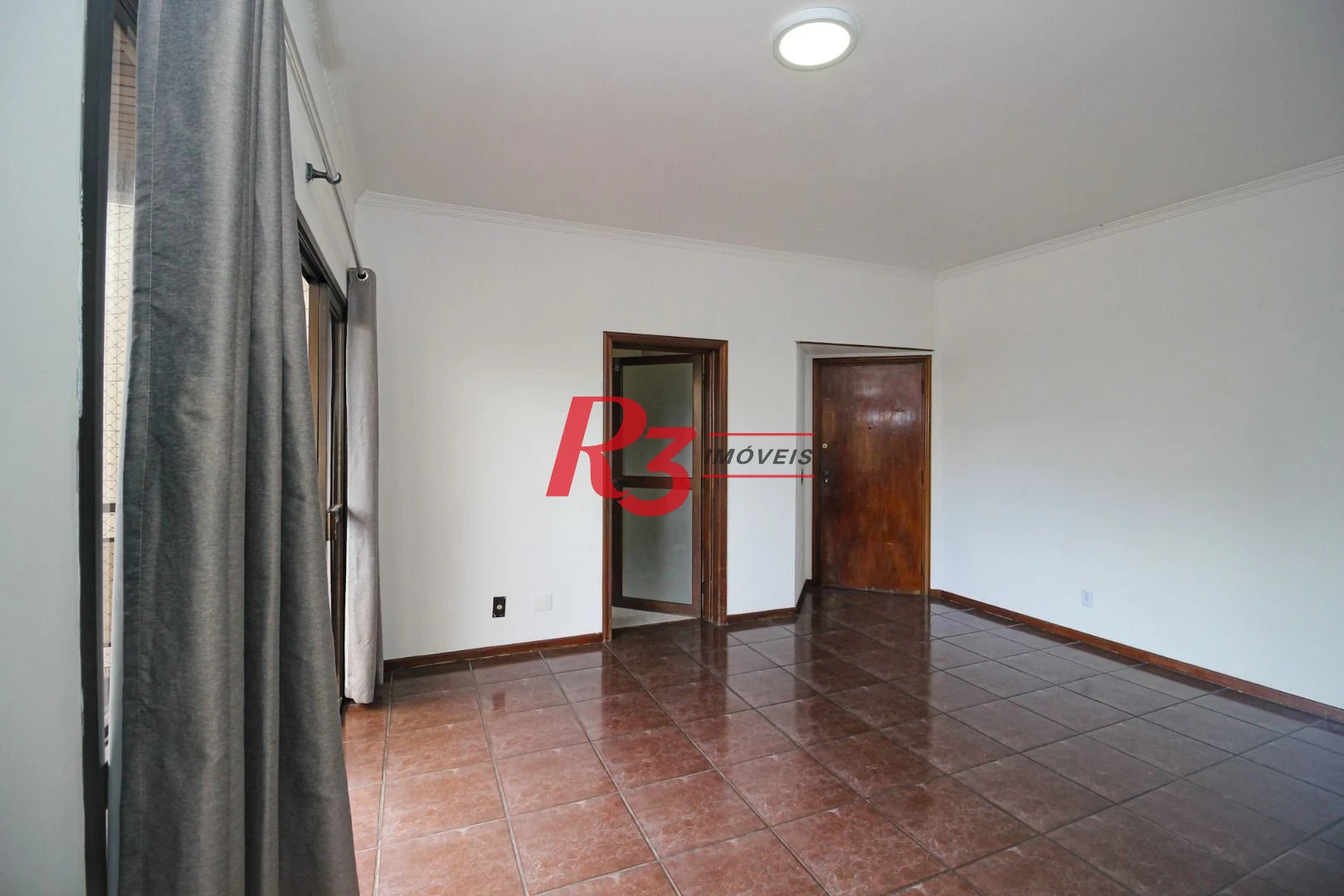 Apartamento com 3 dormitórios à venda, 135 m² por R$ 820.000,00 - Marapé - Santos/SP