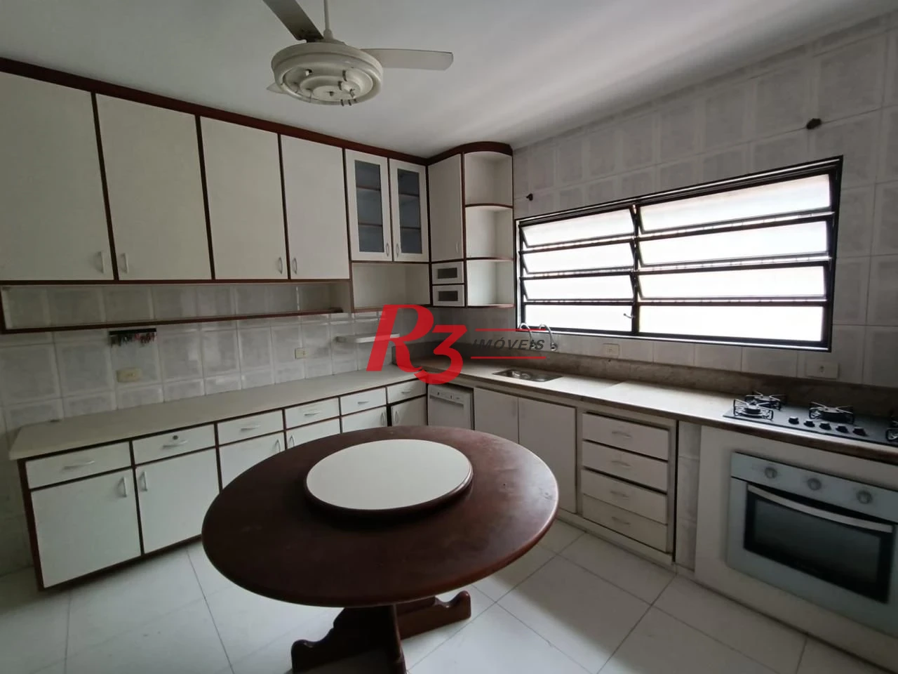 Casa com 4 dormitórios, 357 m² - venda por R$ 1.350.000,00 ou aluguel por R$ 9.700,00/mês - Aparecida - Santos/SP