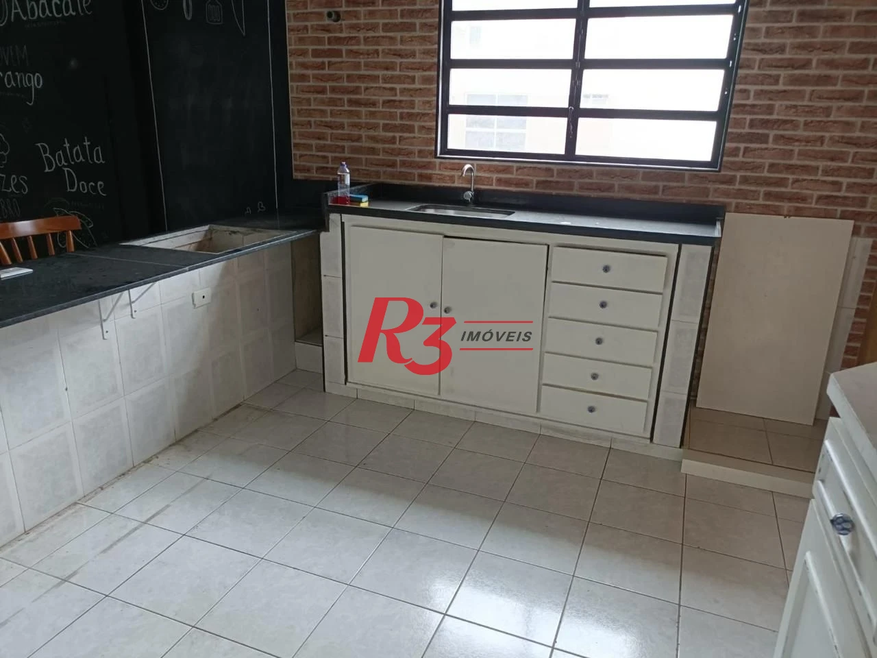 Casa com 4 dormitórios, 357 m² - venda por R$ 1.350.000,00 ou aluguel por R$ 9.700,00/mês - Aparecida - Santos/SP