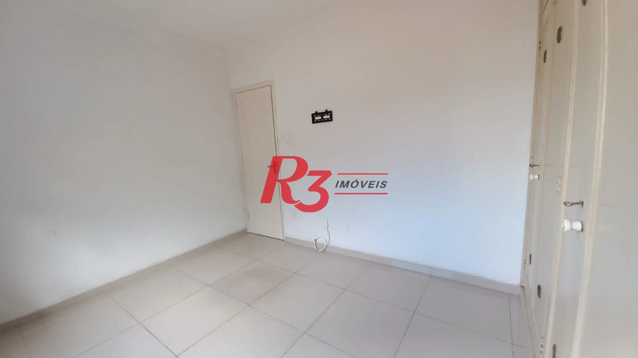 Apartamento com 2 dormitórios à venda, 60 m² por R$ 335.000,00 - Marapé - Santos/SP