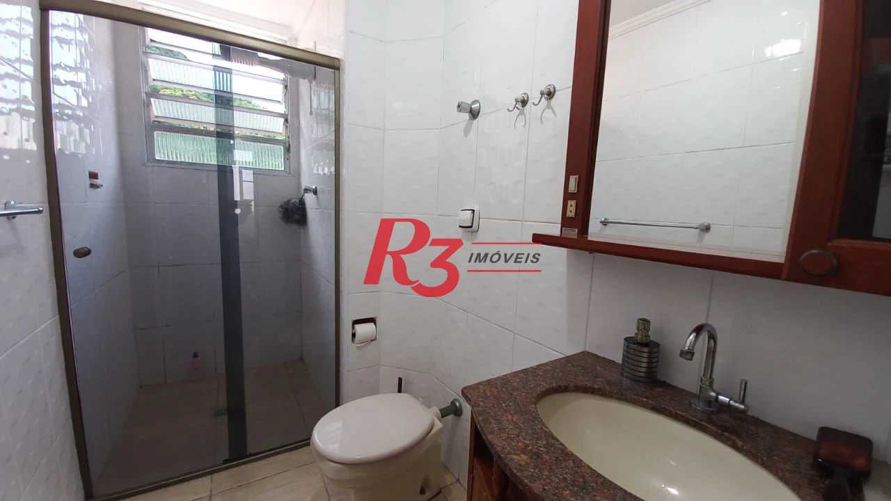 Apartamento com 2 dormitórios à venda, 60 m² por R$ 335.000,00 - Marapé - Santos/SP