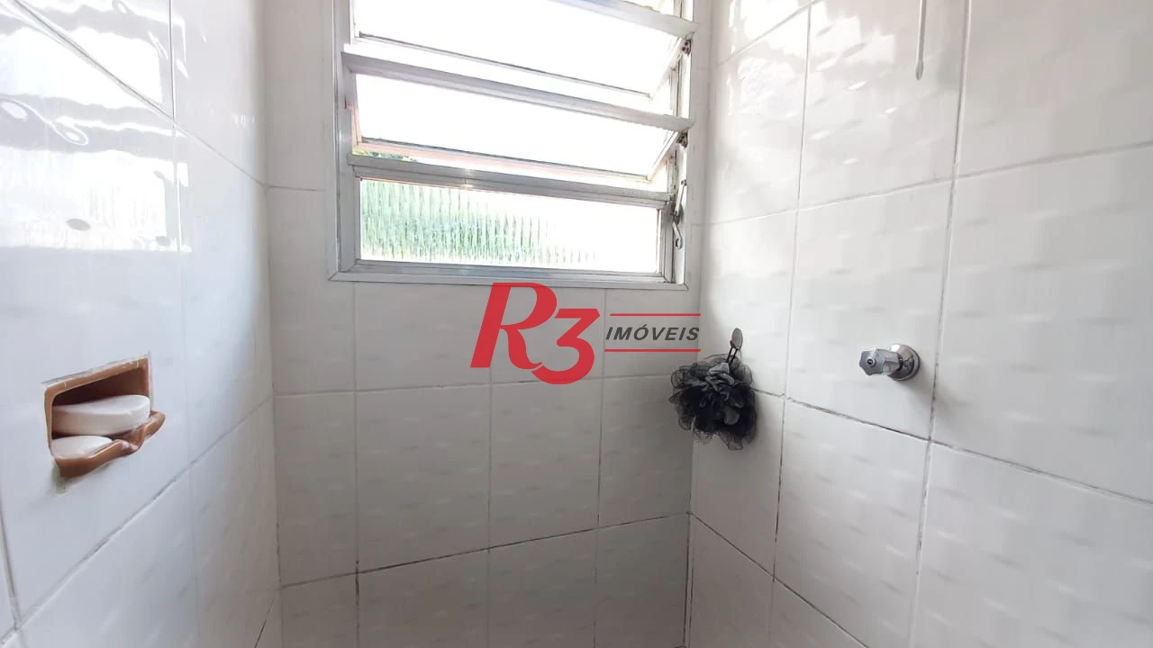 Apartamento com 2 dormitórios à venda, 60 m² por R$ 335.000,00 - Marapé - Santos/SP