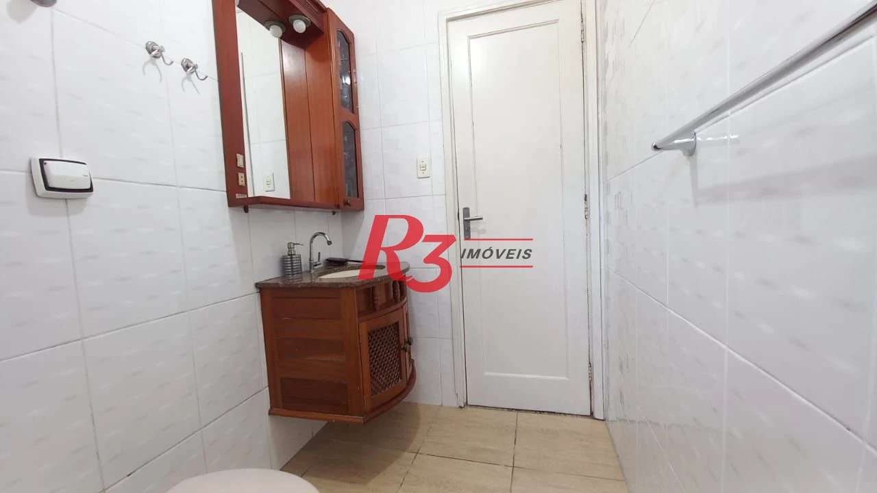 Apartamento com 2 dormitórios à venda, 60 m² por R$ 335.000,00 - Marapé - Santos/SP