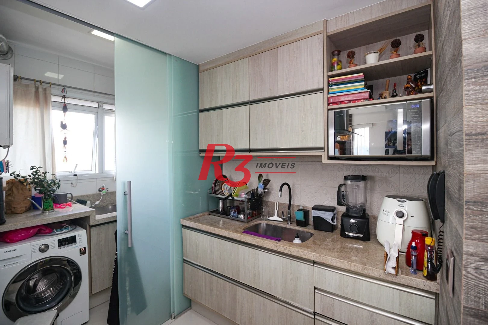 Apartamento com 3 dormitórios à venda, 115 m² por R$ 2.300.000,00 - Pompéia - Santos/SP