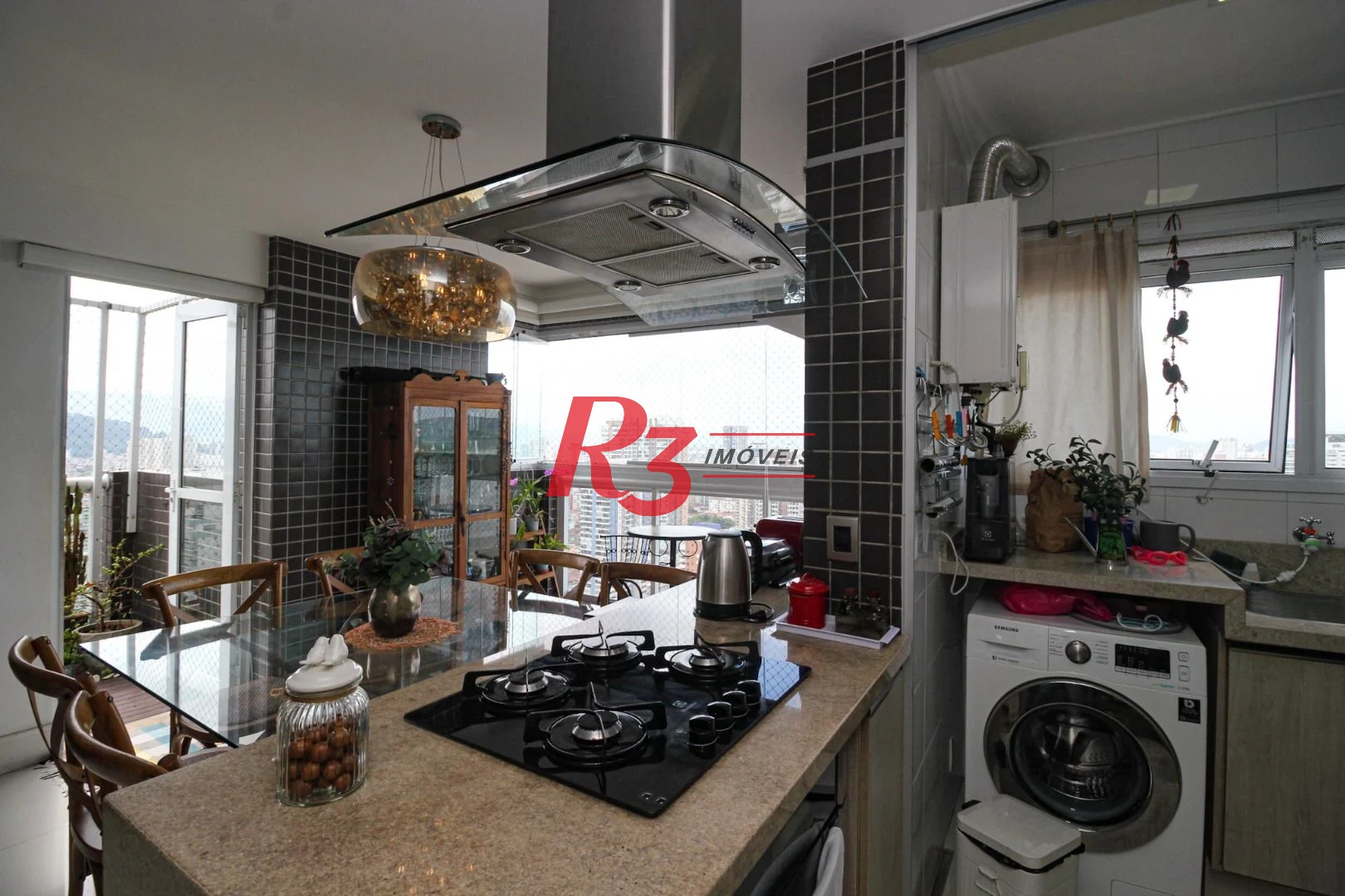 Apartamento com 3 dormitórios à venda, 115 m² por R$ 2.300.000,00 - Pompéia - Santos/SP