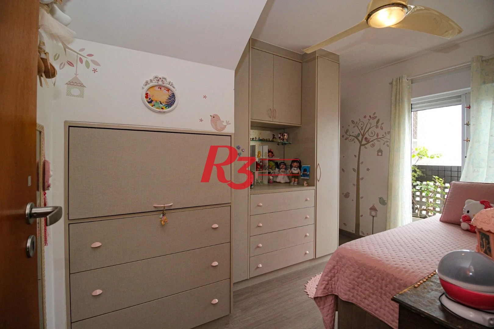 Apartamento com 3 dormitórios à venda, 115 m² por R$ 2.300.000,00 - Pompéia - Santos/SP