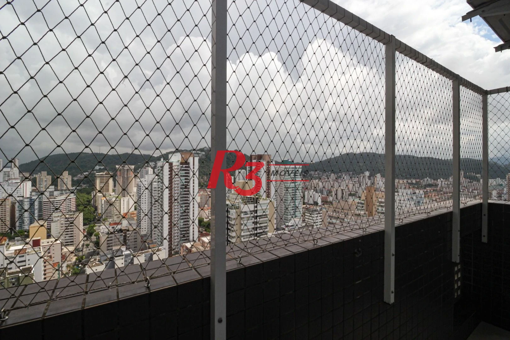 Apartamento com 3 dormitórios à venda, 115 m² por R$ 2.300.000,00 - Pompéia - Santos/SP