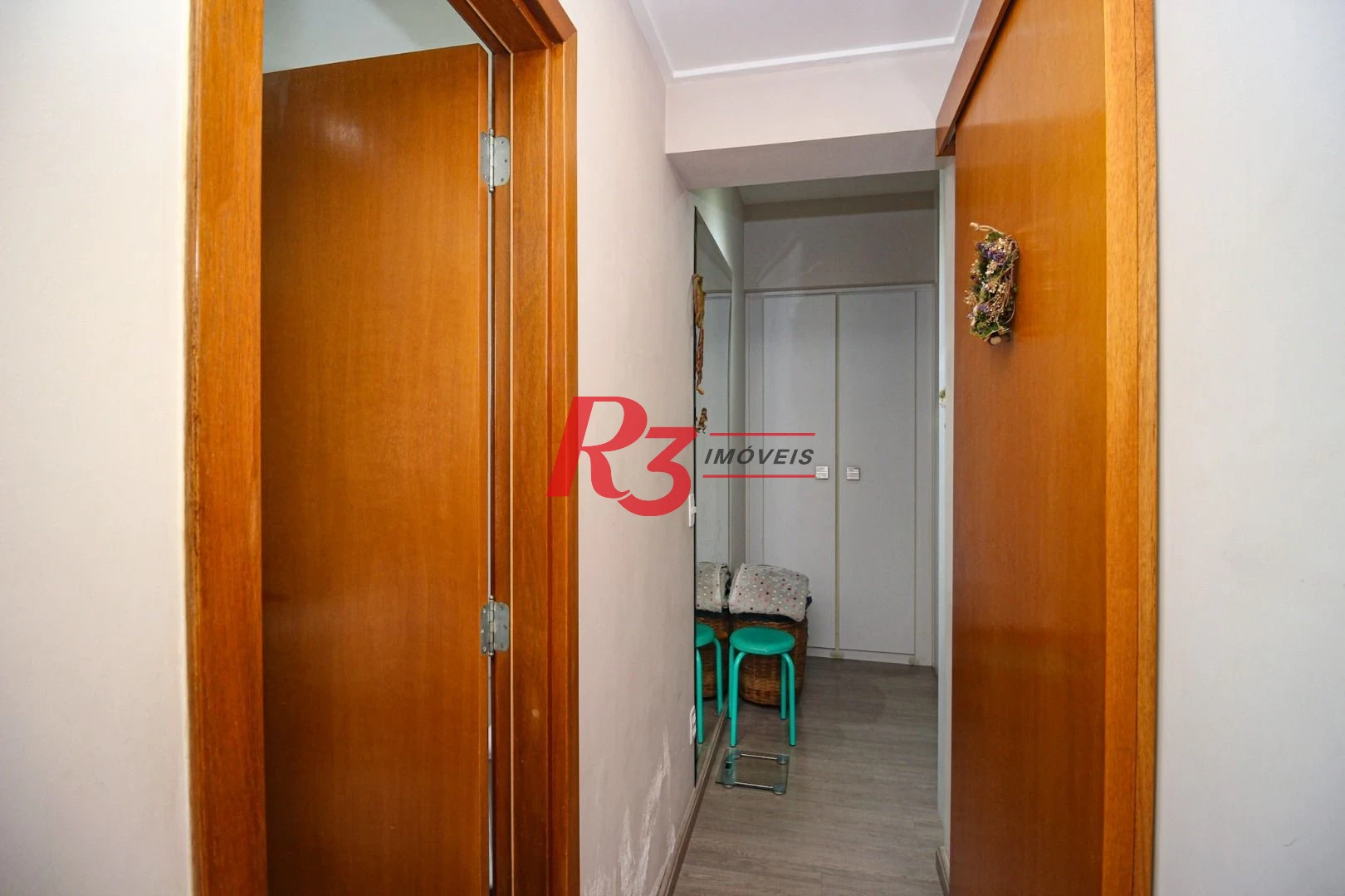 Apartamento com 3 dormitórios à venda, 115 m² por R$ 2.300.000,00 - Pompéia - Santos/SP