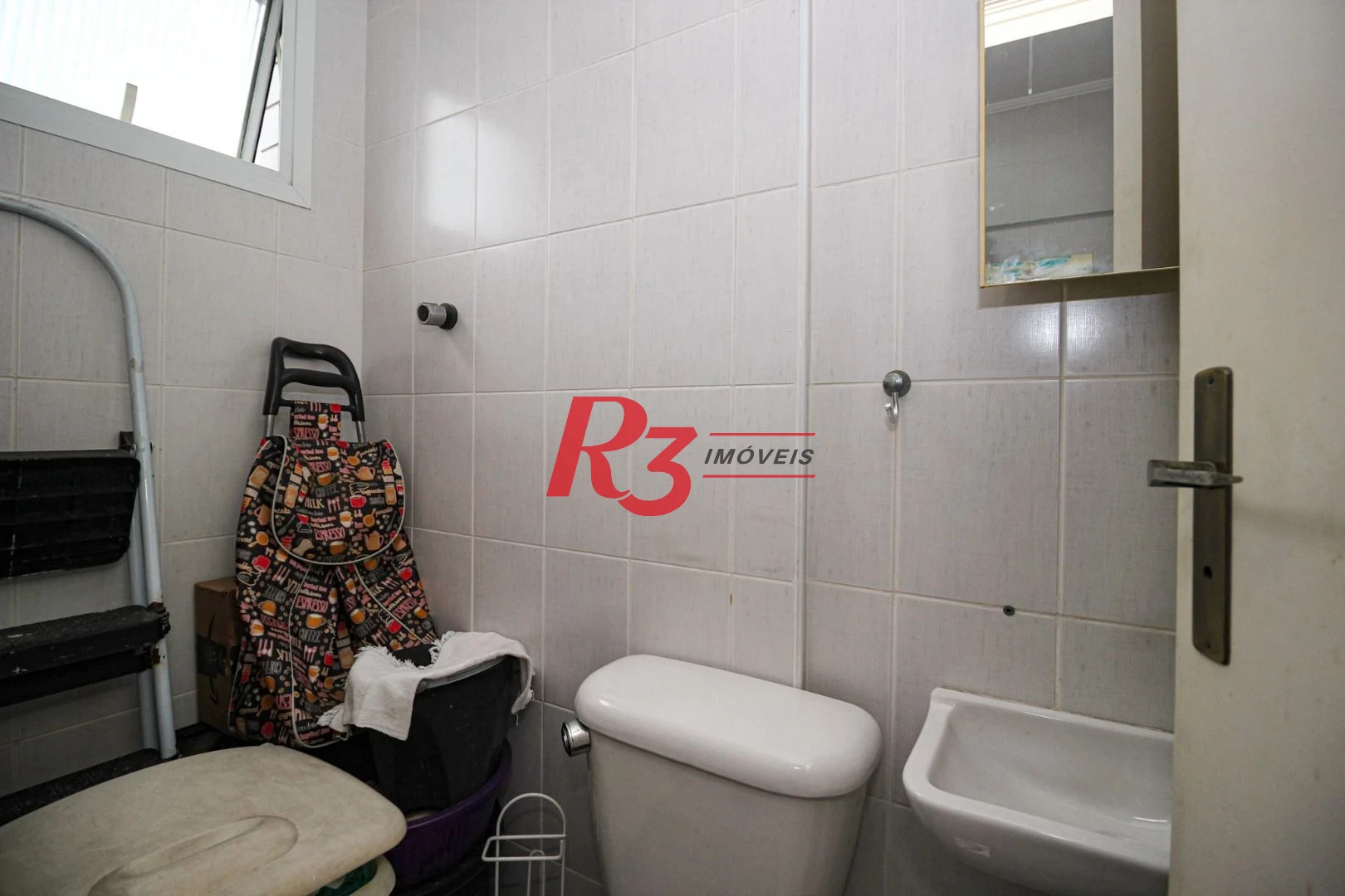 Apartamento com 2 dormitórios à venda, 75 m² por R$ 535.000,00 - Campo Grande - Santos/SP