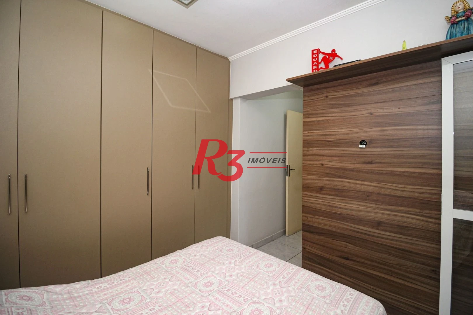 Apartamento com 2 dormitórios à venda, 75 m² por R$ 535.000,00 - Campo Grande - Santos/SP