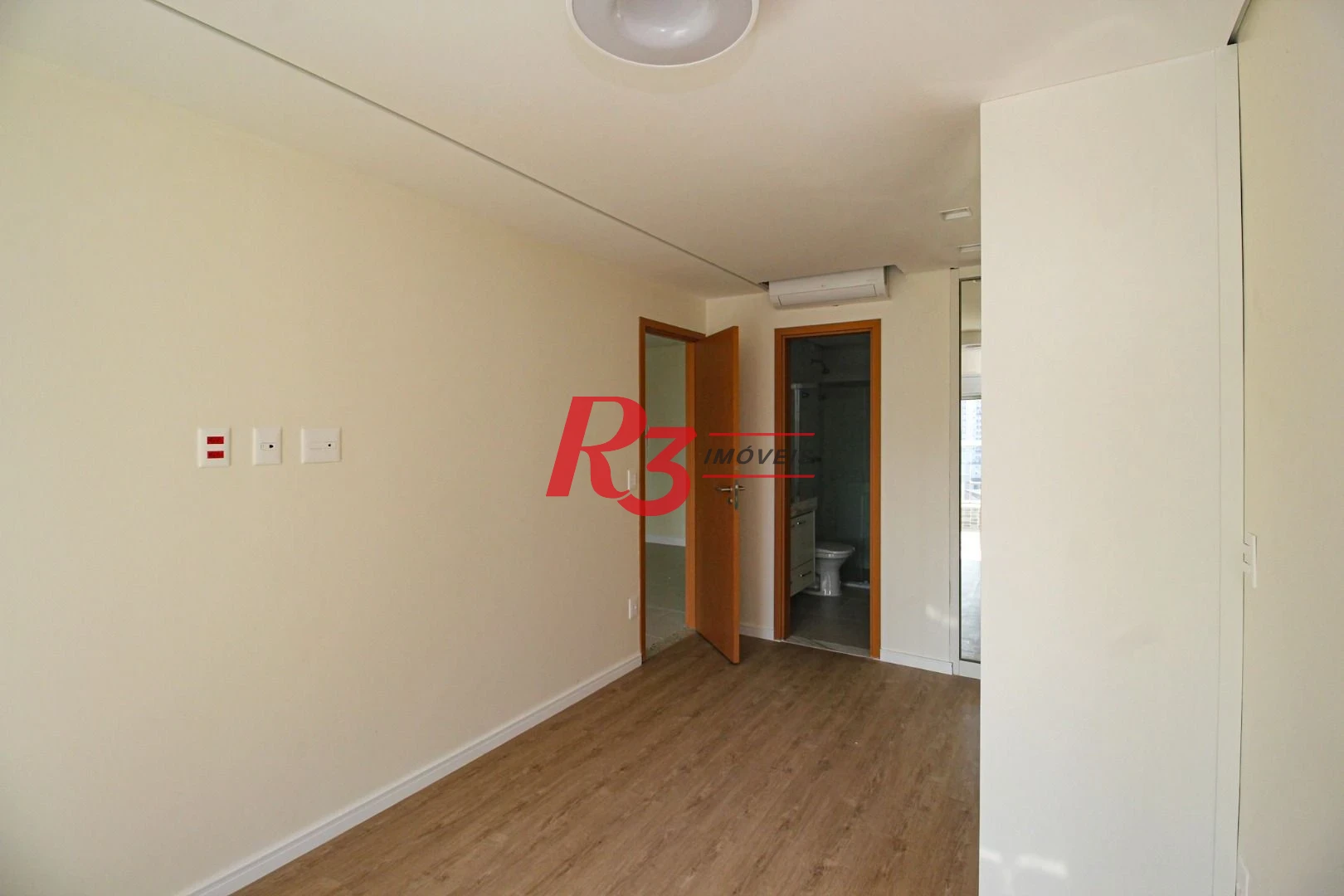 Apartamento com 1 dormitório para alugar, 65 m² por R$ 5.800,02/mês - Vila Rica - Santos/SP