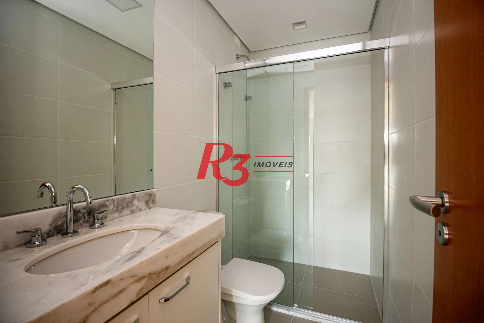 Apartamento com 1 dormitório para alugar, 65 m² por R$ 5.800,02/mês - Vila Rica - Santos/SP
