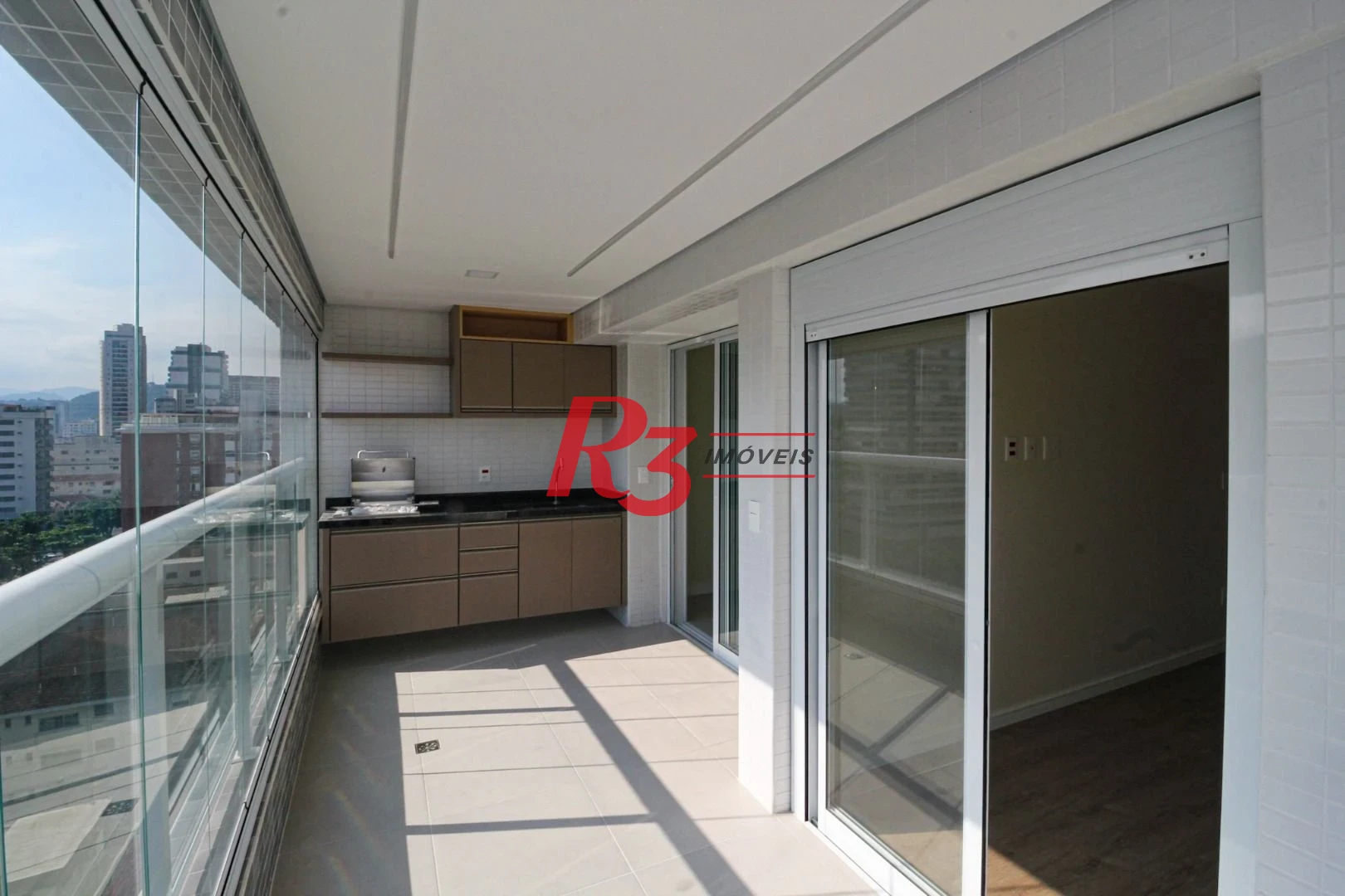 Apartamento com 1 dormitório para alugar, 65 m² por R$ 5.800,02/mês - Vila Rica - Santos/SP