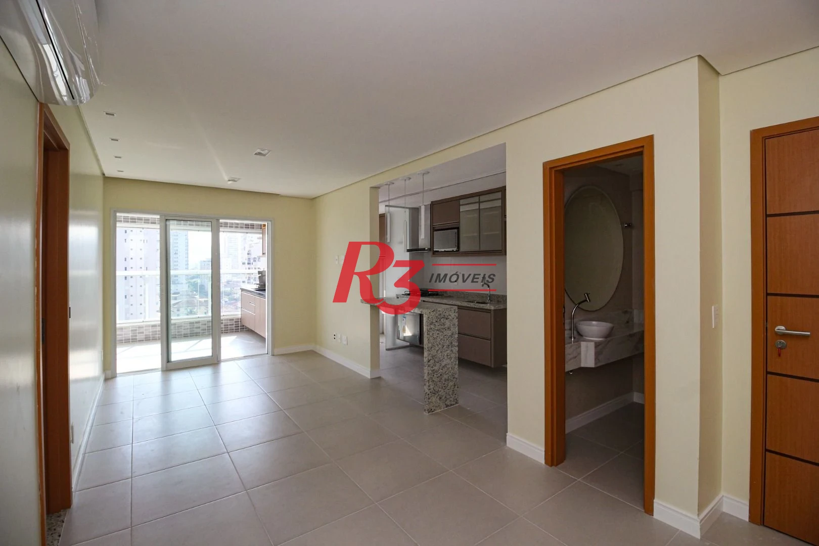 Apartamento com 1 dormitório para alugar, 65 m² por R$ 5.800,02/mês - Vila Rica - Santos/SP