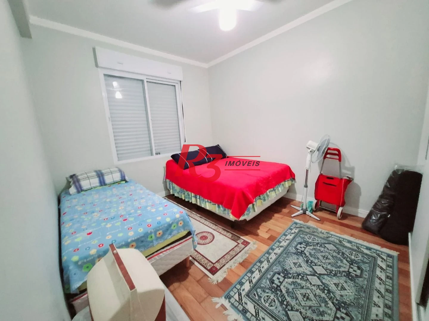 Apartamento com 2 dormitórios à venda, 65 m² por R$ 750.000,00 - Embaré - Santos/SP