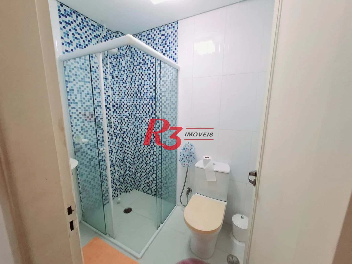 Apartamento com 2 dormitórios à venda, 65 m² por R$ 750.000,00 - Embaré - Santos/SP