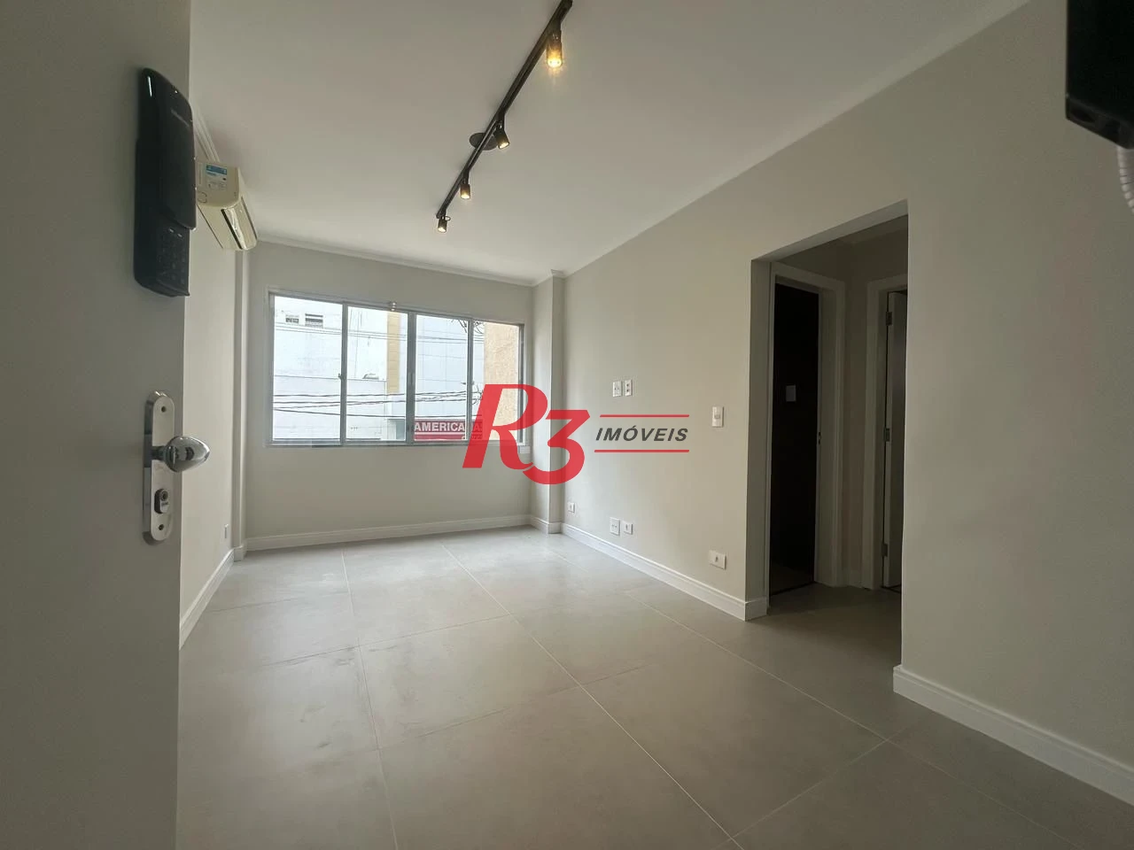 Apartamento com 1 dormitório à venda, 62 m² por R$ 400.000,00 - Gonzaga - Santos/SP