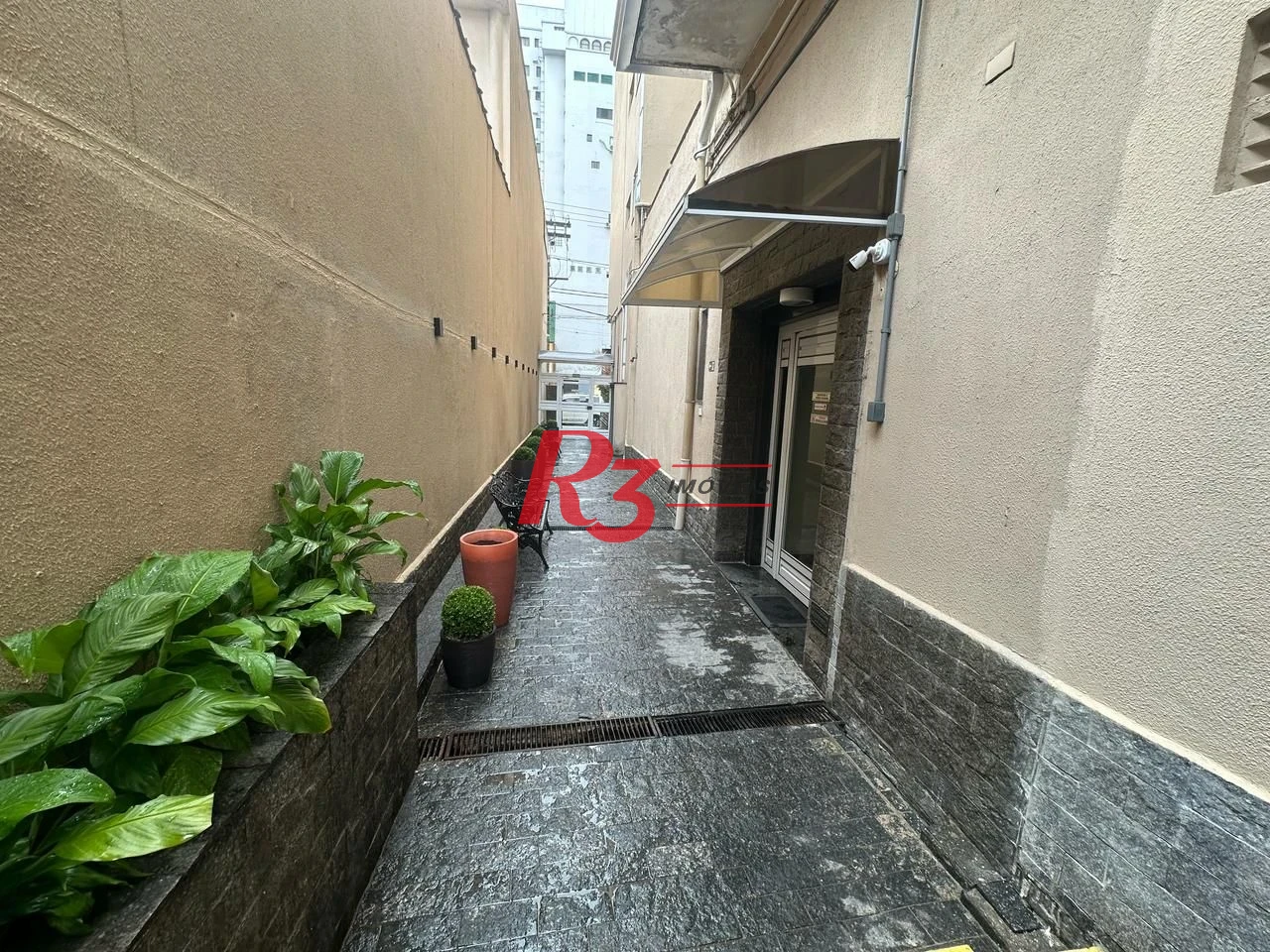 Apartamento com 1 dormitório à venda, 62 m² por R$ 400.000,00 - Gonzaga - Santos/SP