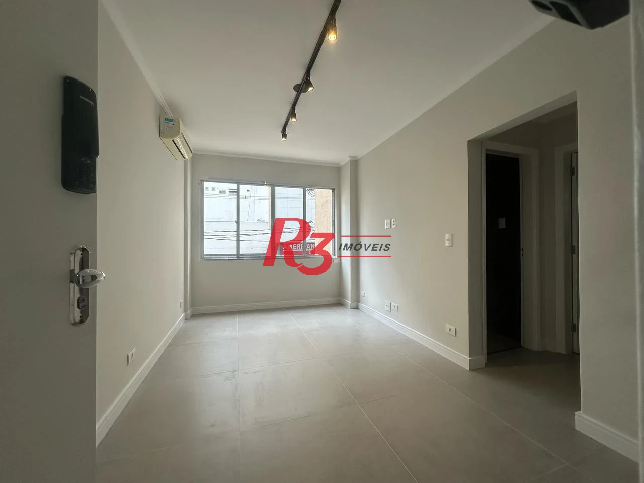 Apartamento com 1 dormitório à venda, 62 m² por R$ 400.000,00 - Gonzaga - Santos/SP