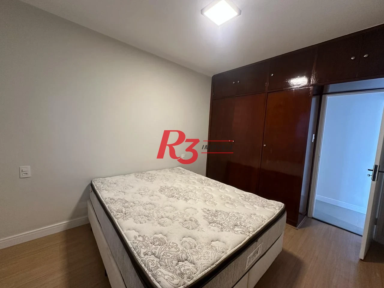 Apartamento com 1 dormitório à venda, 62 m² por R$ 400.000,00 - Gonzaga - Santos/SP