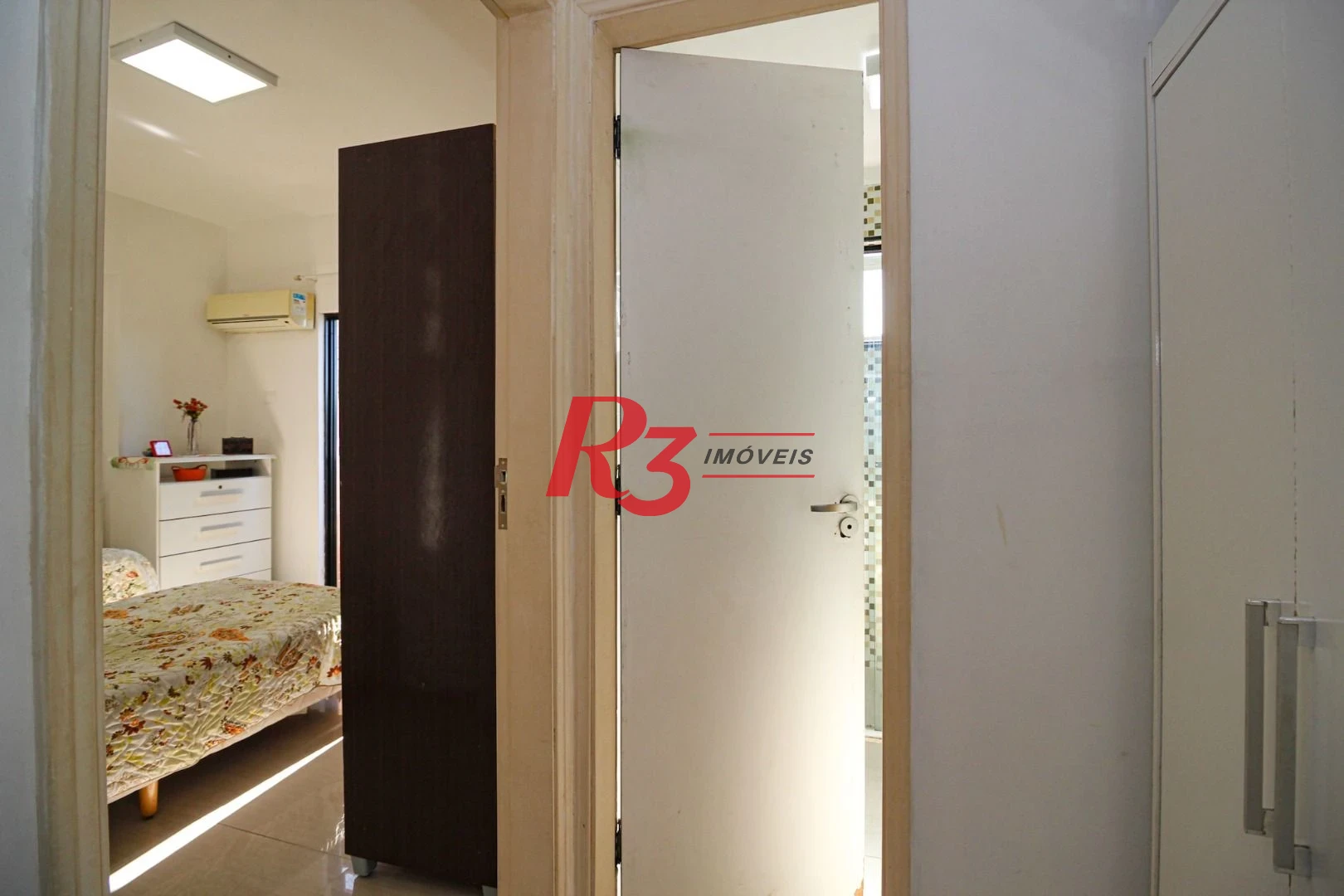 Apartamento com 1 dormitório à venda, 55 m² por R$ 460.000,00 - Ponta da Praia - Santos/SP