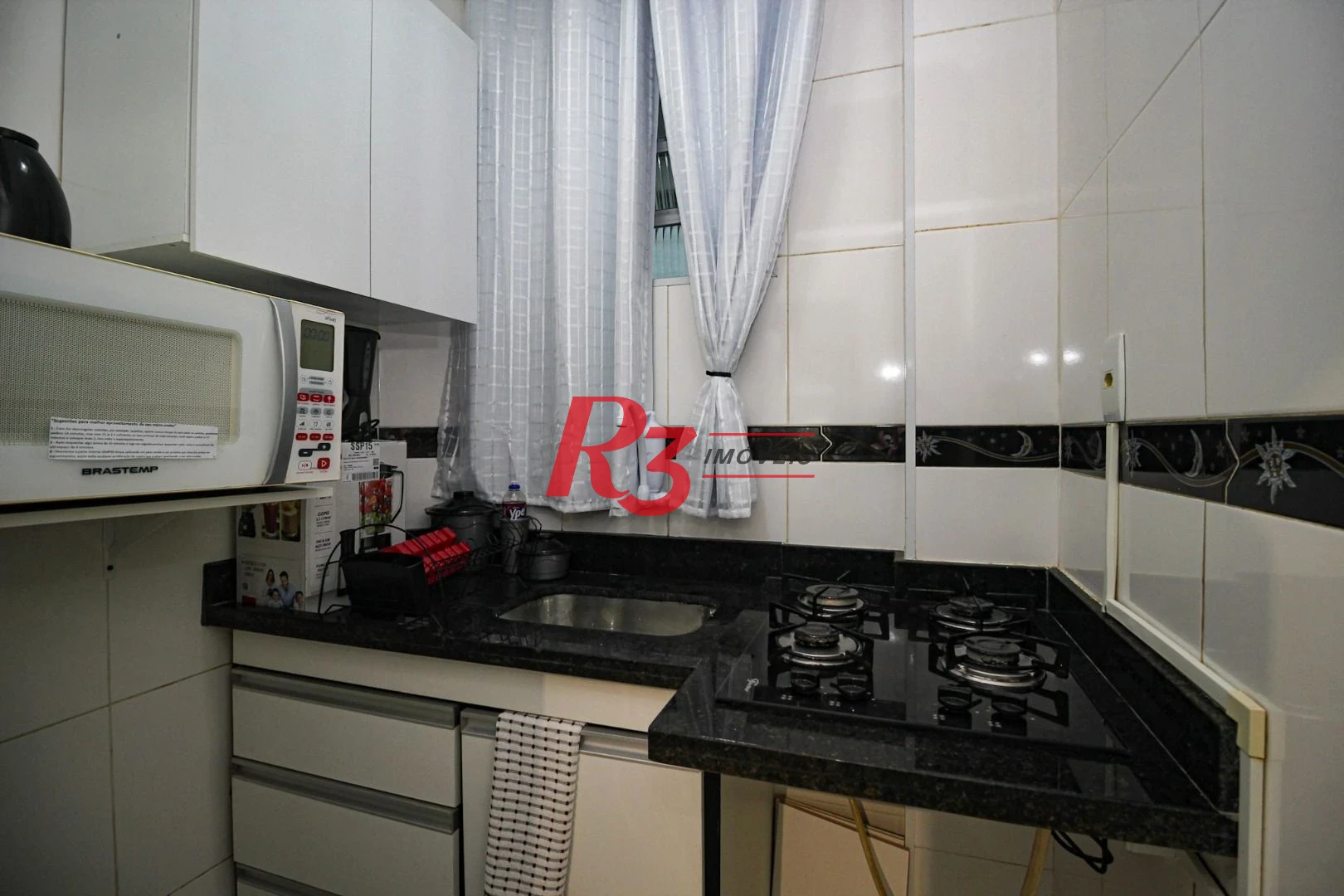 Kitnet com 1 dormitório para alugar, 34 m² por R$ 3.000,02/mês - José Menino - Santos/SP