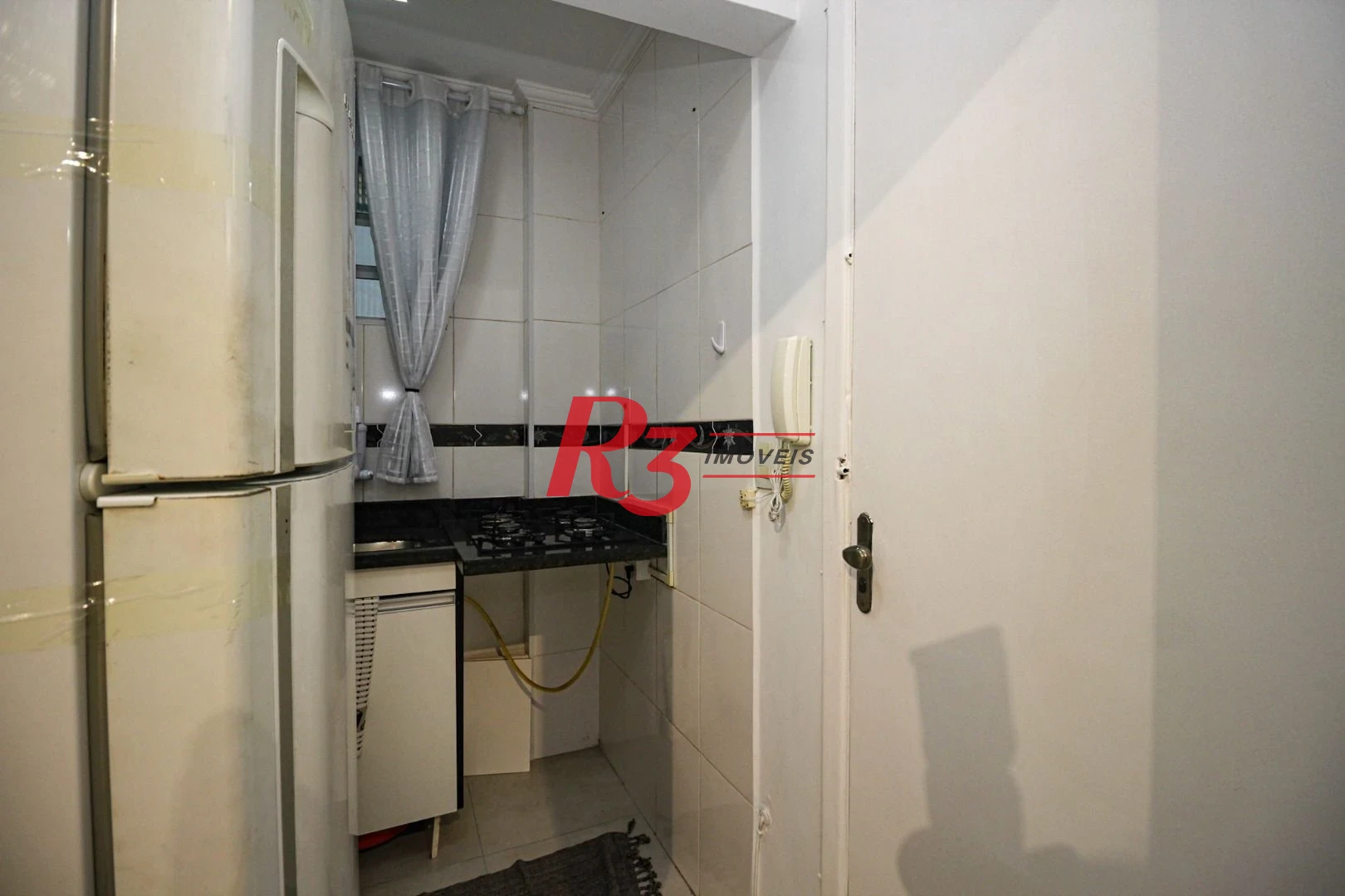 Kitnet com 1 dormitório para alugar, 34 m² por R$ 3.000,02/mês - José Menino - Santos/SP