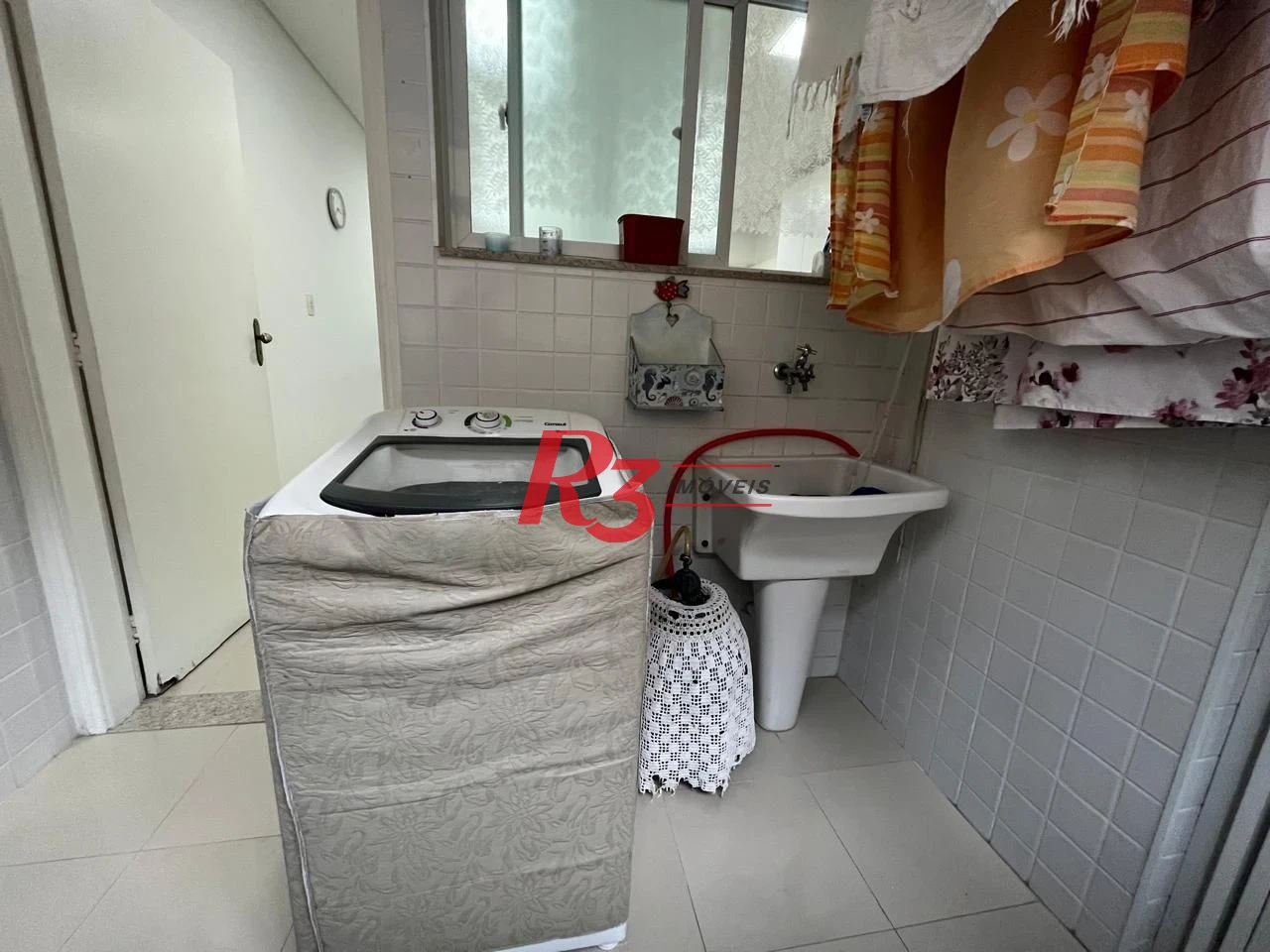 Apartamento com 3 dormitórios à venda, 177 m² por R$ 850.000,00 - Campo Grande - Santos/SP