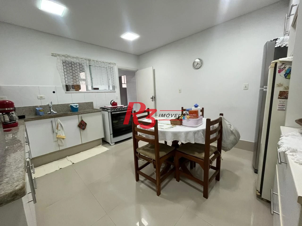 Apartamento com 3 dormitórios à venda, 177 m² por R$ 850.000,00 - Campo Grande - Santos/SP