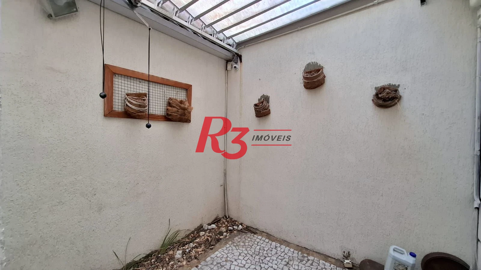 Loja para locação, 230 m², 3 andares, 5 vagas, no Boqueirão, em Santos SP