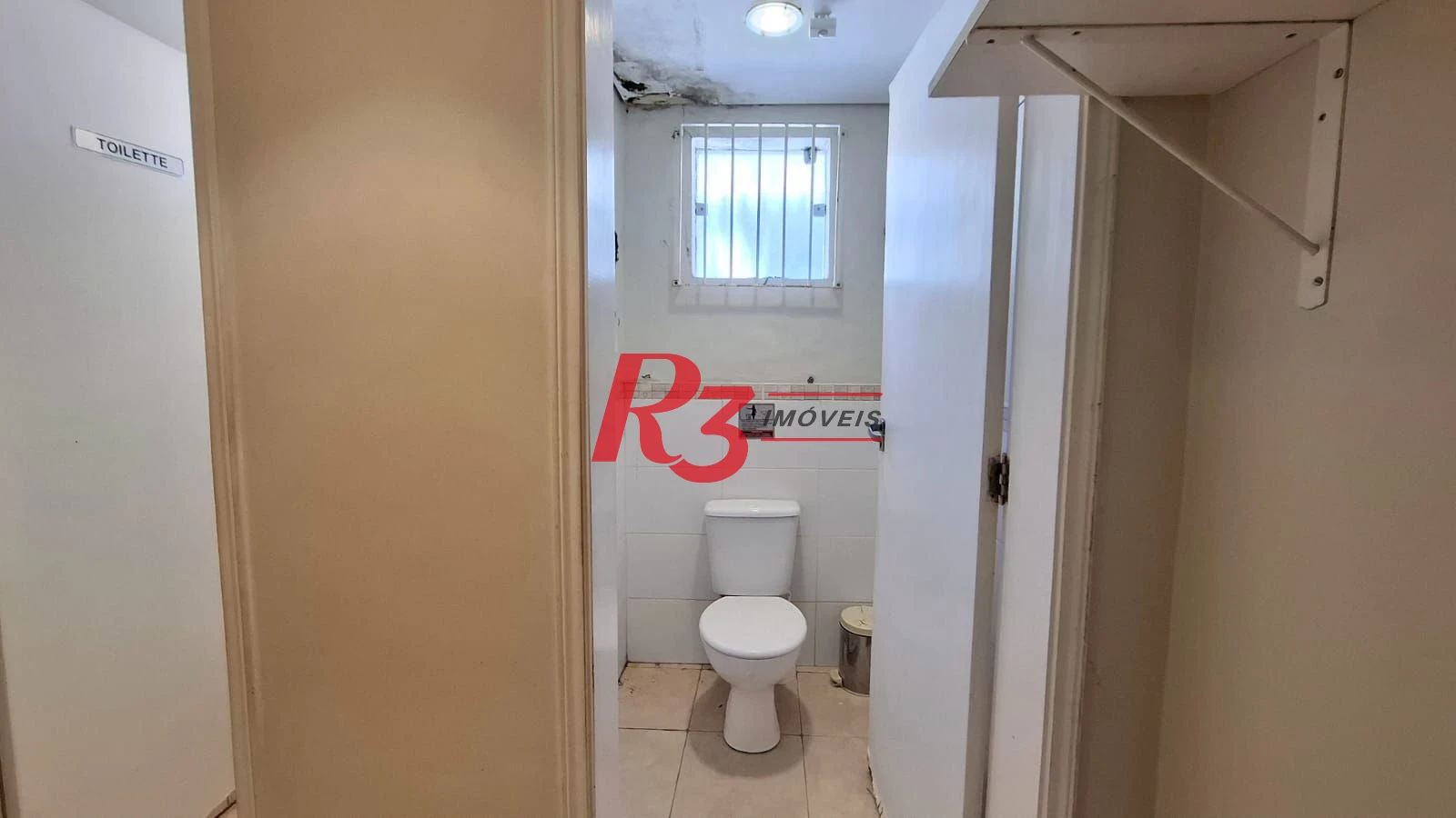 Loja para locação, 230 m², 3 andares, 5 vagas, no Boqueirão, em Santos SP