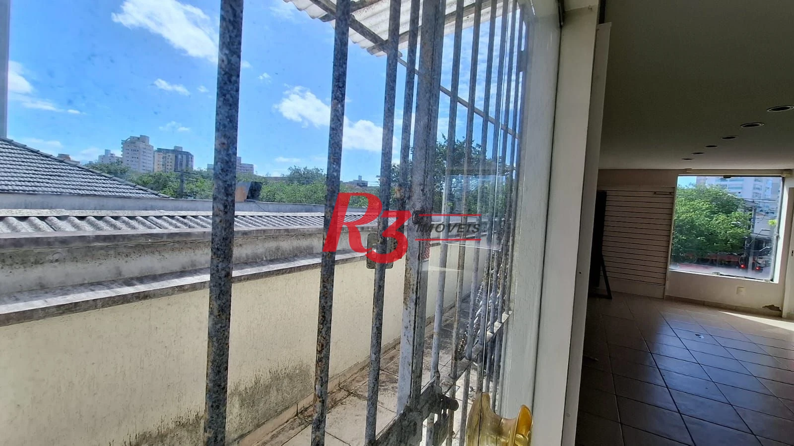 Loja para locação, 230 m², 3 andares, 5 vagas, no Boqueirão, em Santos SP
