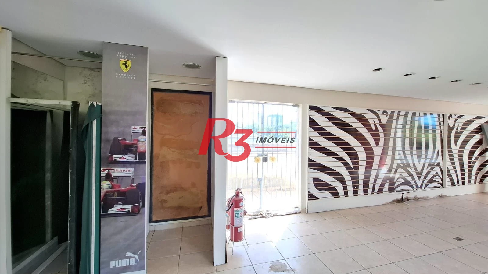 Loja para locação, 230 m², 3 andares, 5 vagas, no Boqueirão, em Santos SP