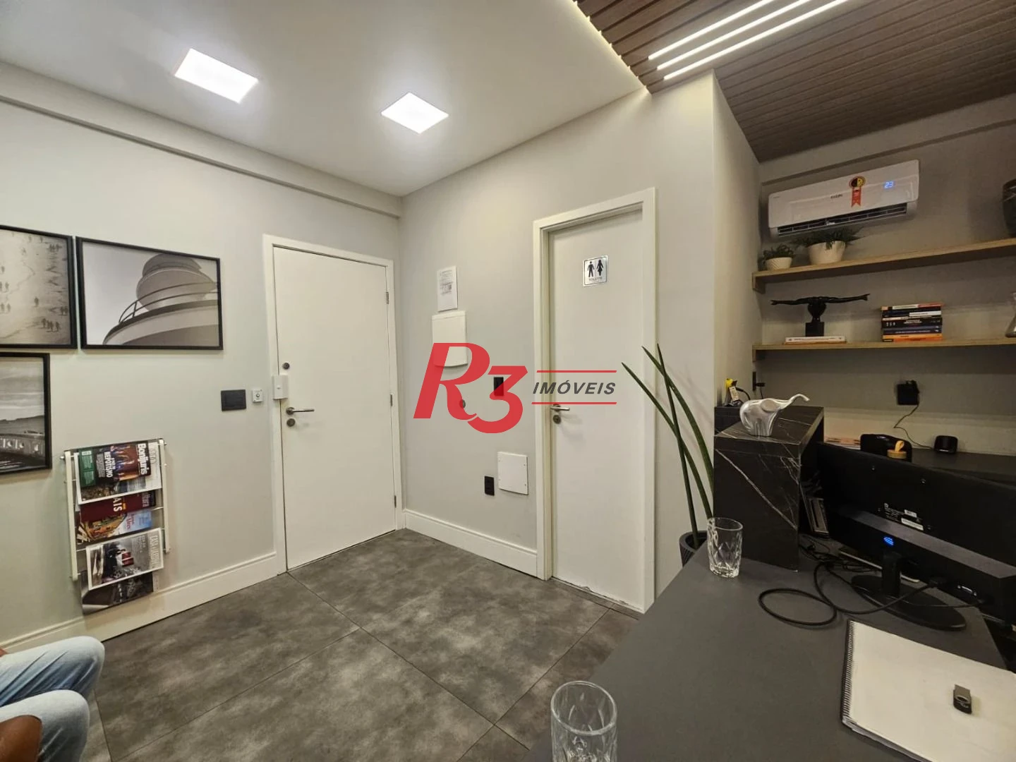 Sala à venda, 72 m² por R$ 650.000,00 - Vila Matias - Santos/SP