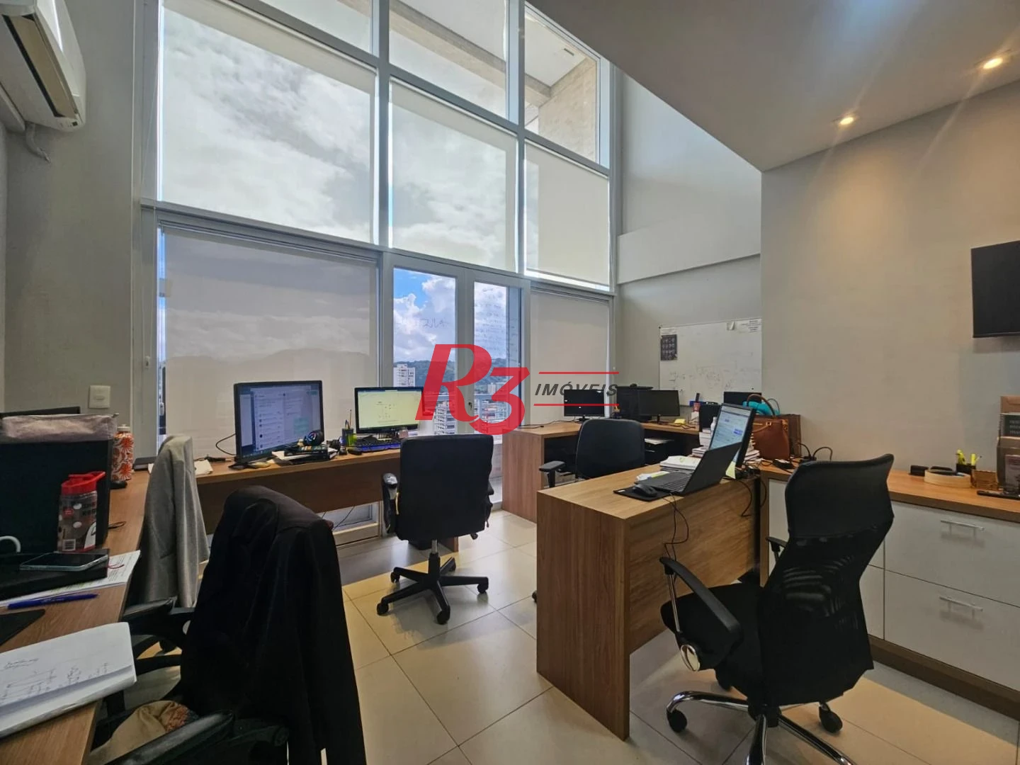 Sala à venda, 72 m² por R$ 650.000,00 - Vila Matias - Santos/SP