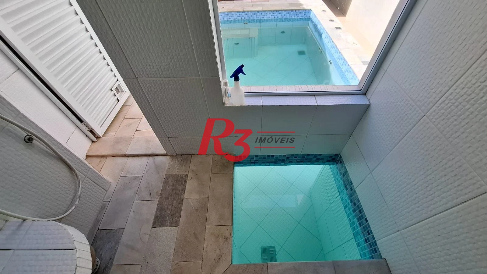 Casa com 3 dormitórios à venda, 317 m² por R$ 1.600.000,00 - Ponta da Praia - Santos/SP