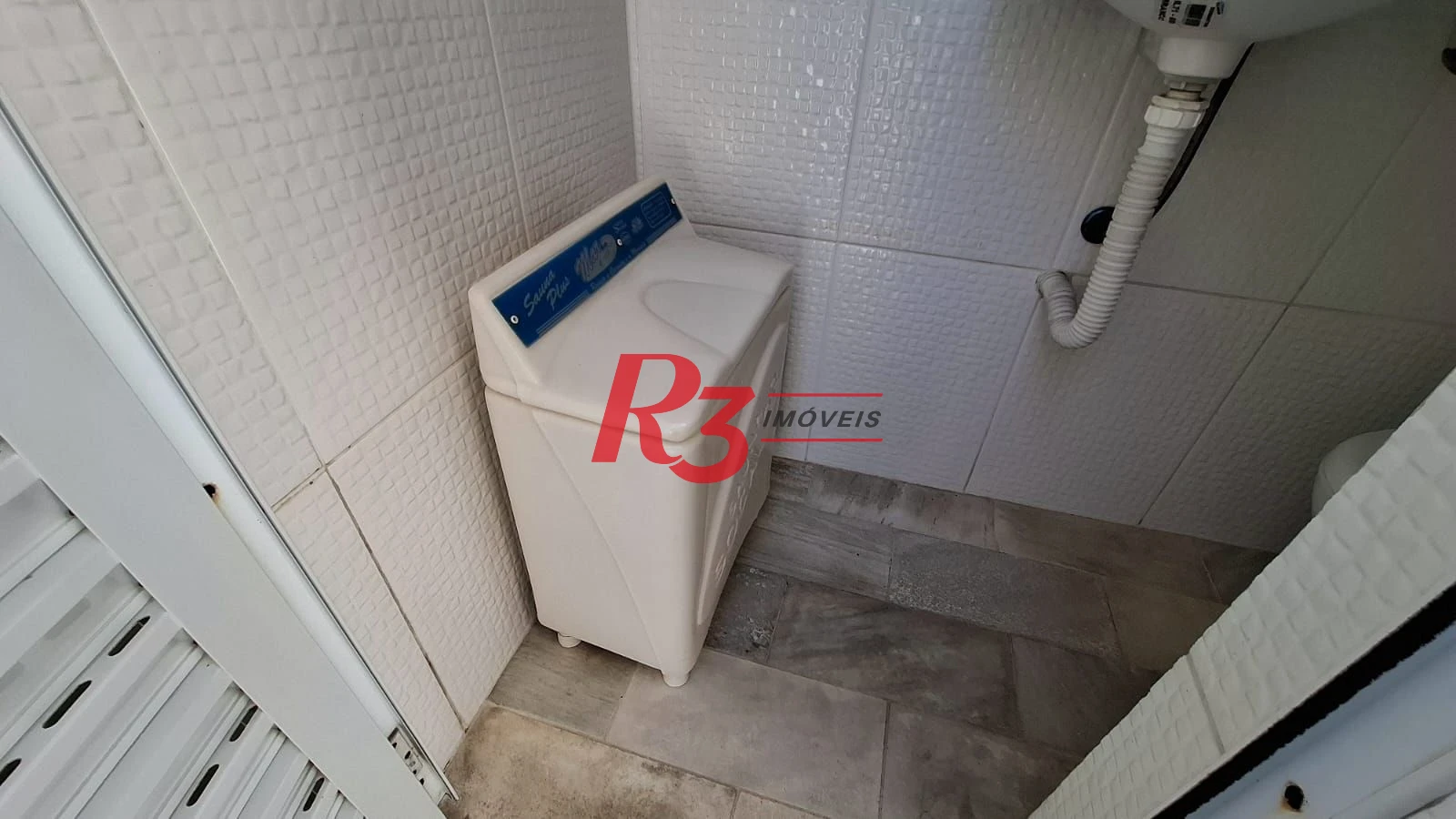 Casa com 3 dormitórios à venda, 317 m² por R$ 1.600.000,00 - Ponta da Praia - Santos/SP