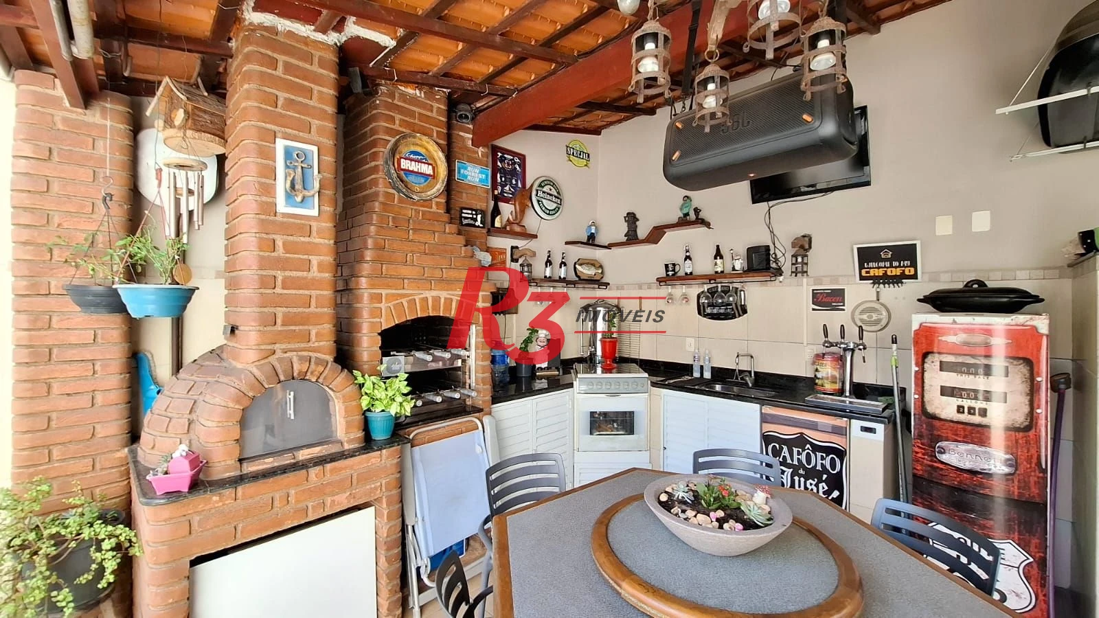 Casa com 3 dormitórios à venda, 317 m² por R$ 1.600.000,00 - Ponta da Praia - Santos/SP