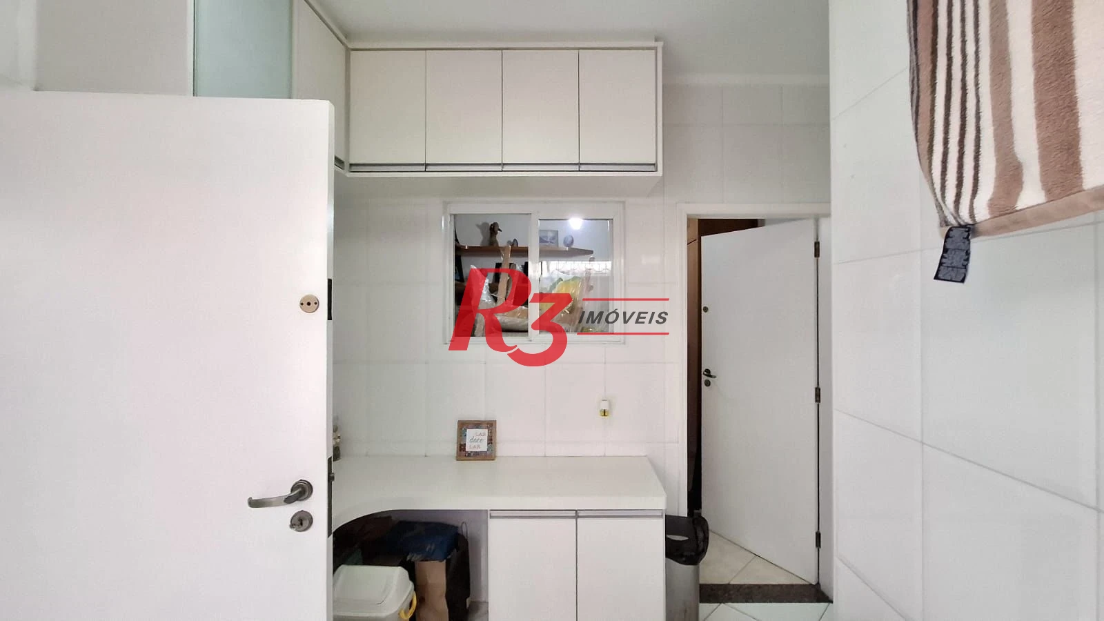 Casa com 3 dormitórios à venda, 317 m² por R$ 1.600.000,00 - Ponta da Praia - Santos/SP