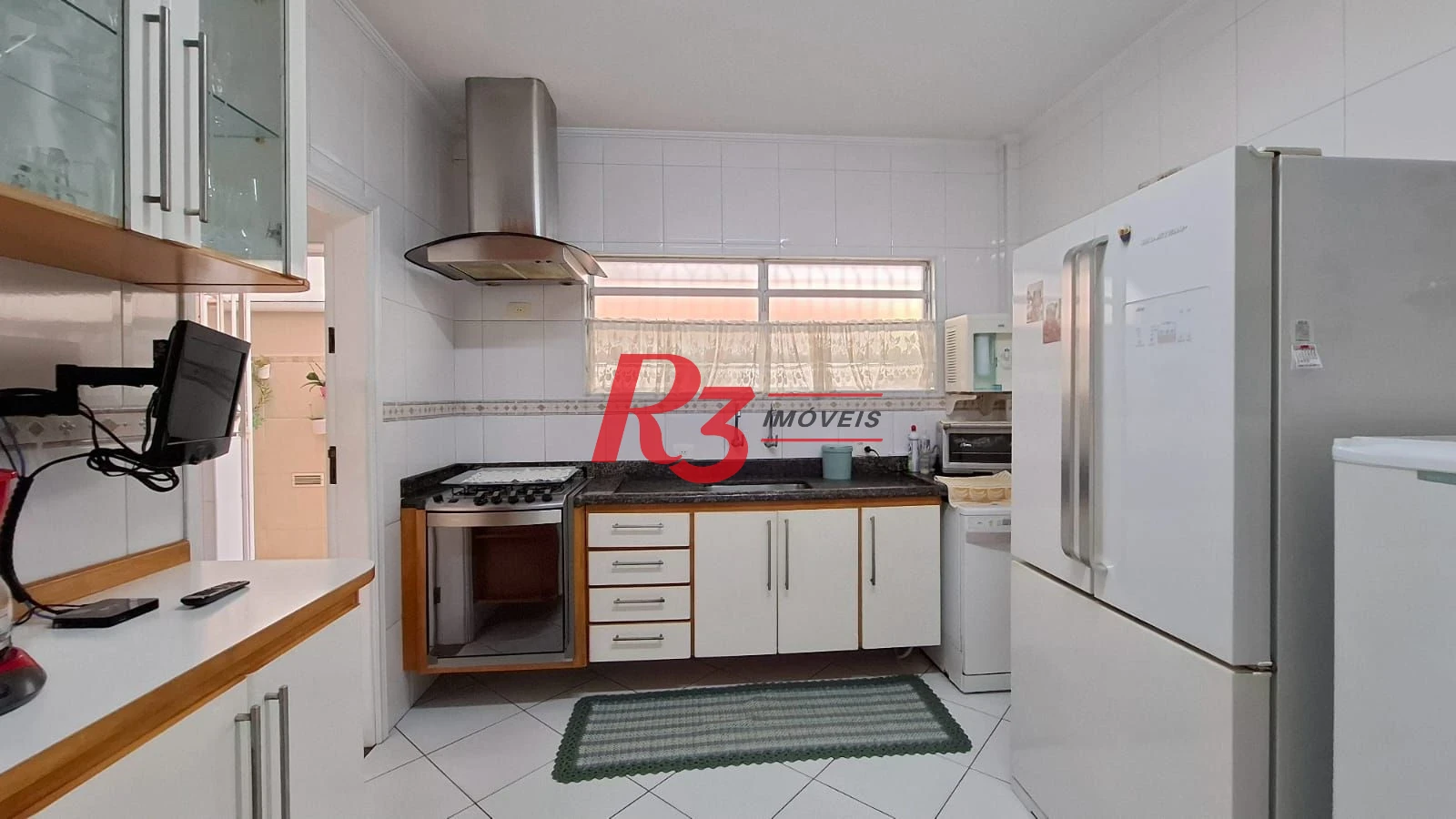 Casa com 3 dormitórios à venda, 317 m² por R$ 1.600.000,00 - Ponta da Praia - Santos/SP