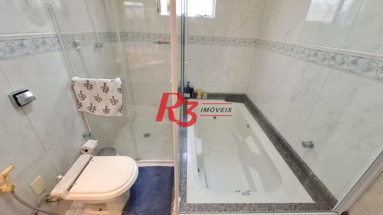 Casa com 3 dormitórios à venda, 317 m² por R$ 1.600.000,00 - Ponta da Praia - Santos/SP