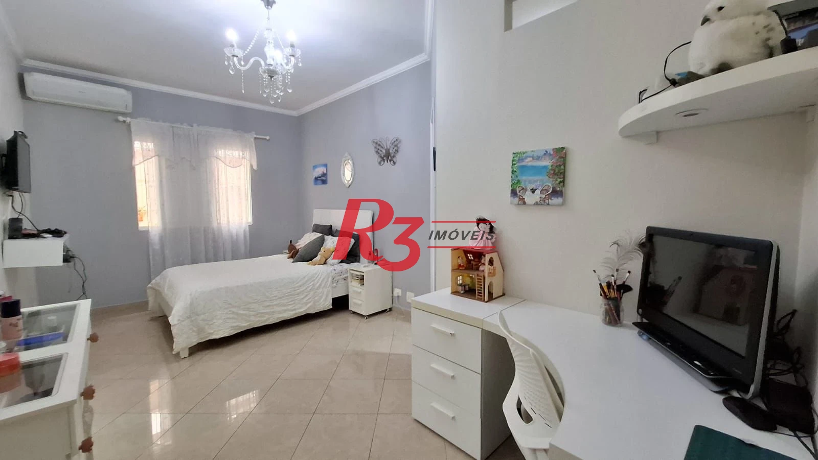 Casa com 3 dormitórios à venda, 317 m² por R$ 1.600.000,00 - Ponta da Praia - Santos/SP
