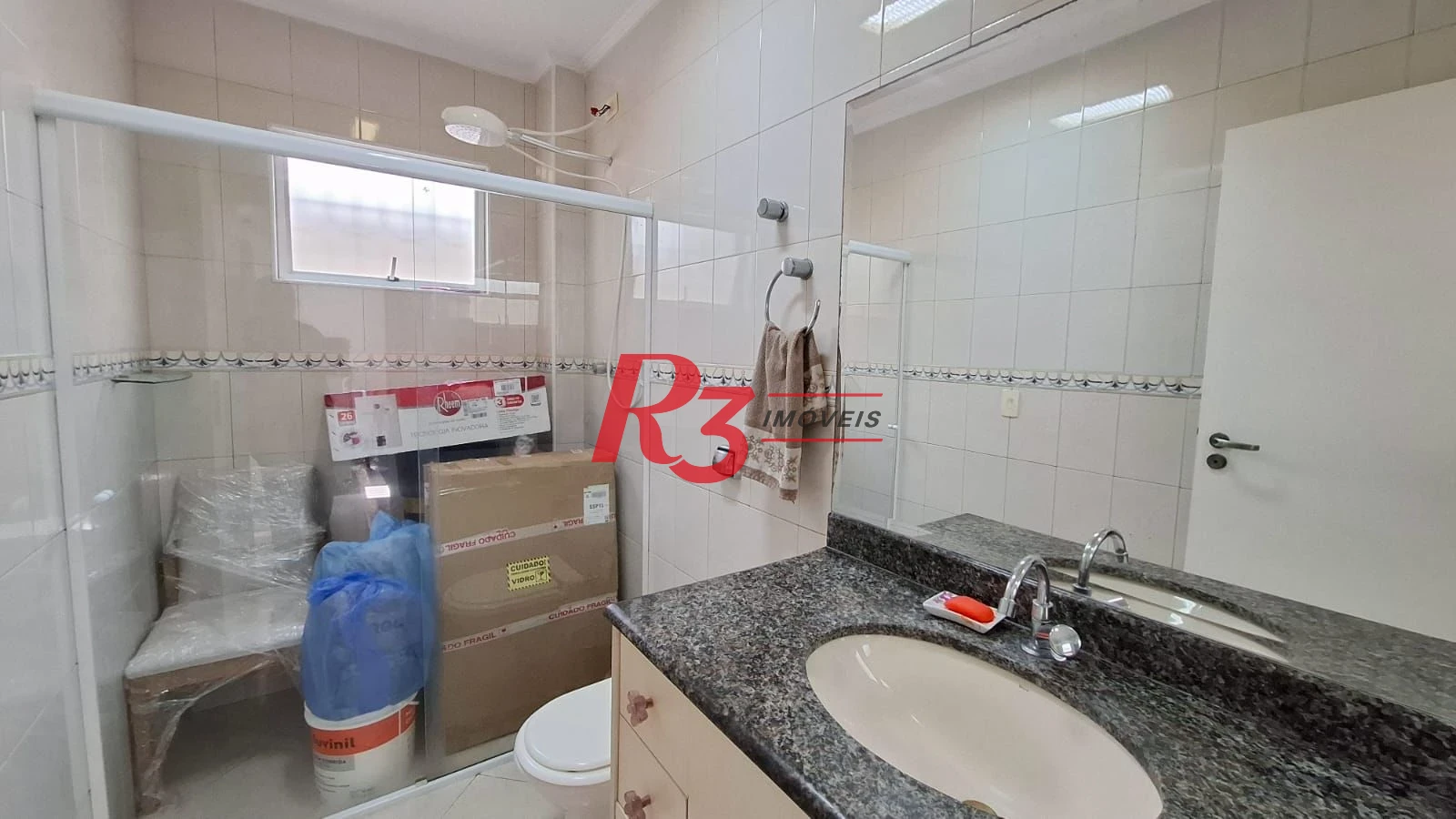 Casa com 3 dormitórios à venda, 317 m² por R$ 1.600.000,00 - Ponta da Praia - Santos/SP