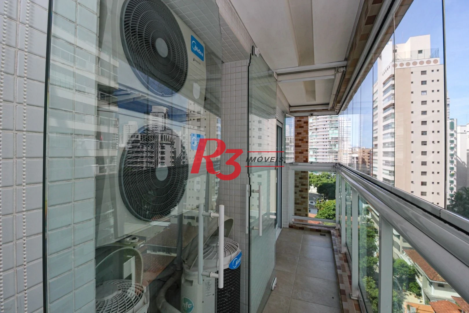 Apartamento com 4 dormitórios à venda, 191 m² por R$ 2.250.000,00 - Gonzaga - Santos/SP