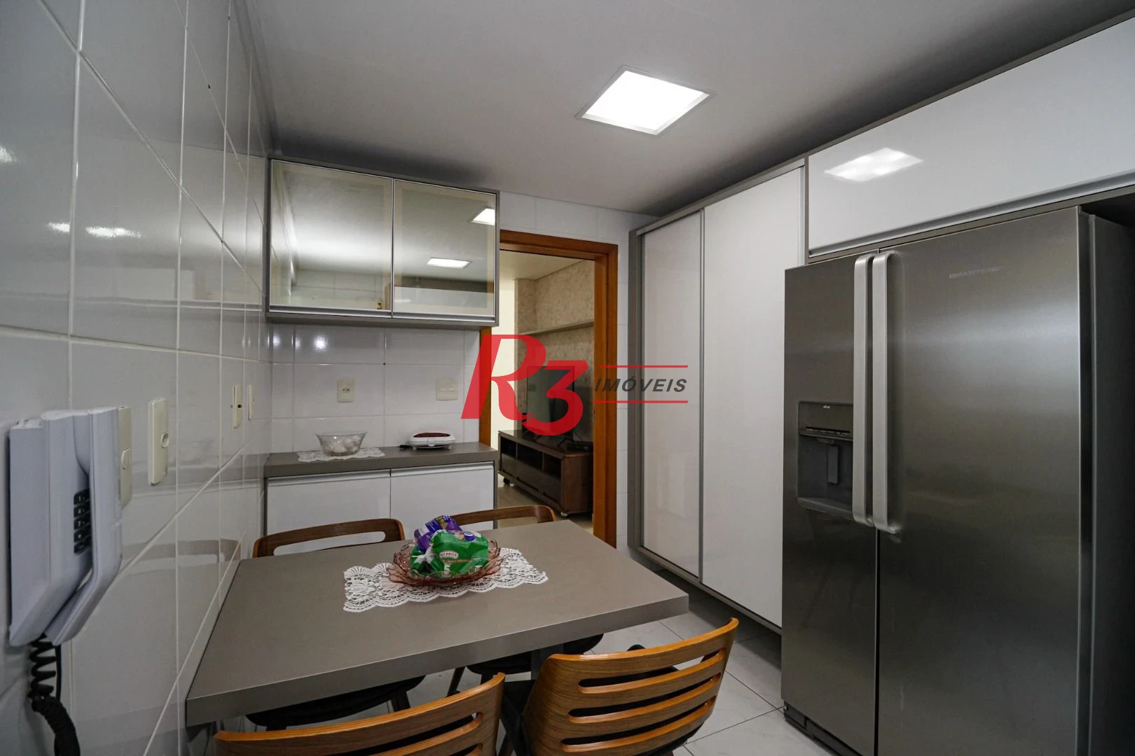 Apartamento com 4 dormitórios à venda, 191 m² por R$ 2.250.000,00 - Gonzaga - Santos/SP