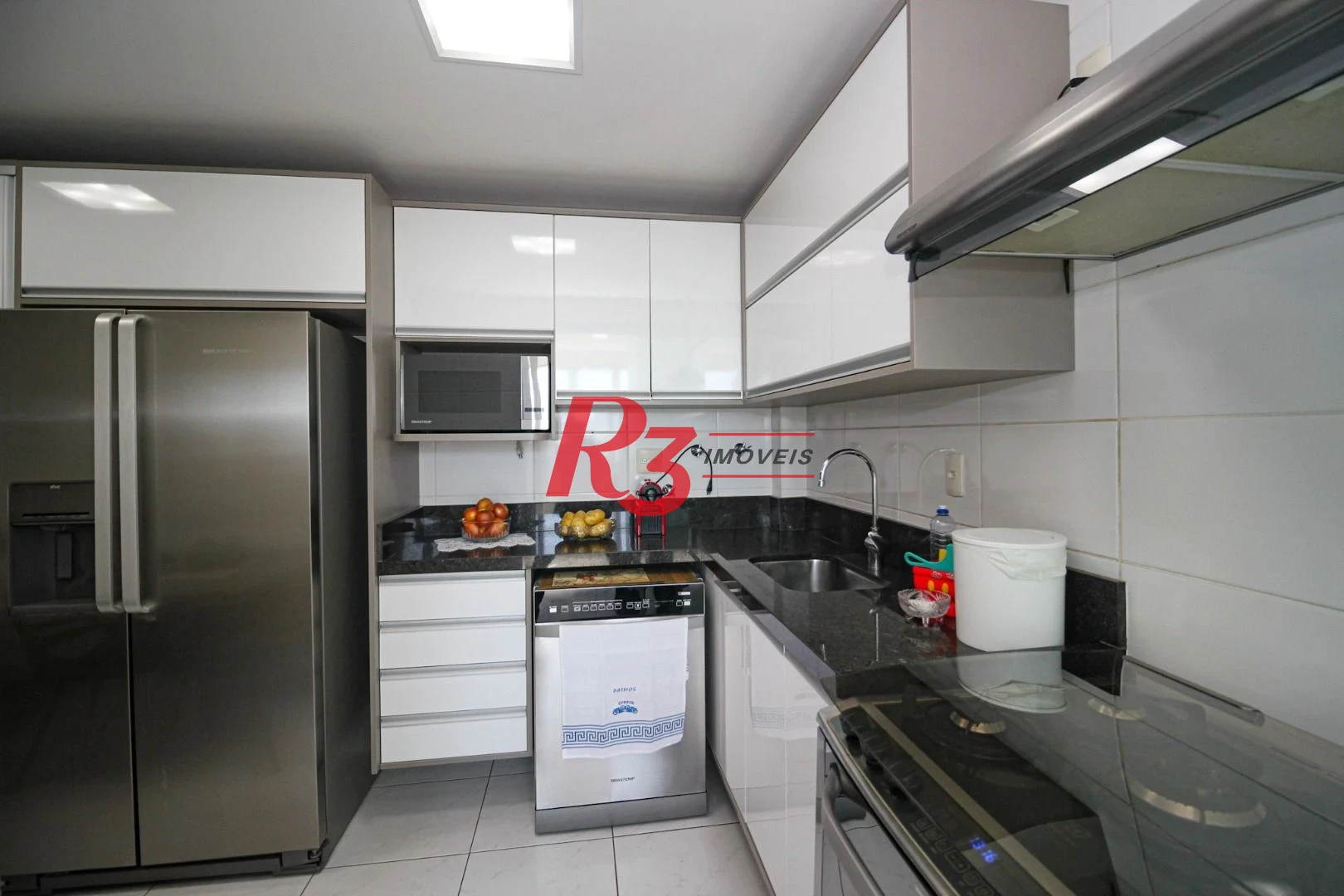 Apartamento com 4 dormitórios à venda, 191 m² por R$ 2.250.000,00 - Gonzaga - Santos/SP