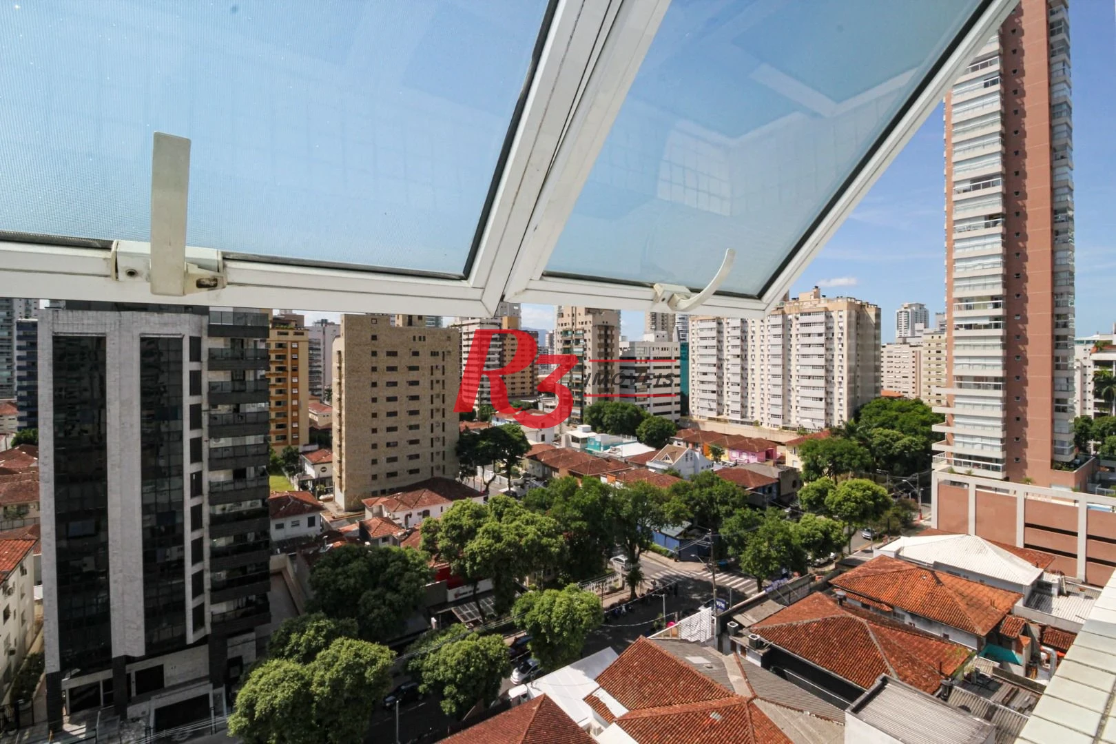 Apartamento com 4 dormitórios à venda, 191 m² por R$ 2.250.000,00 - Gonzaga - Santos/SP