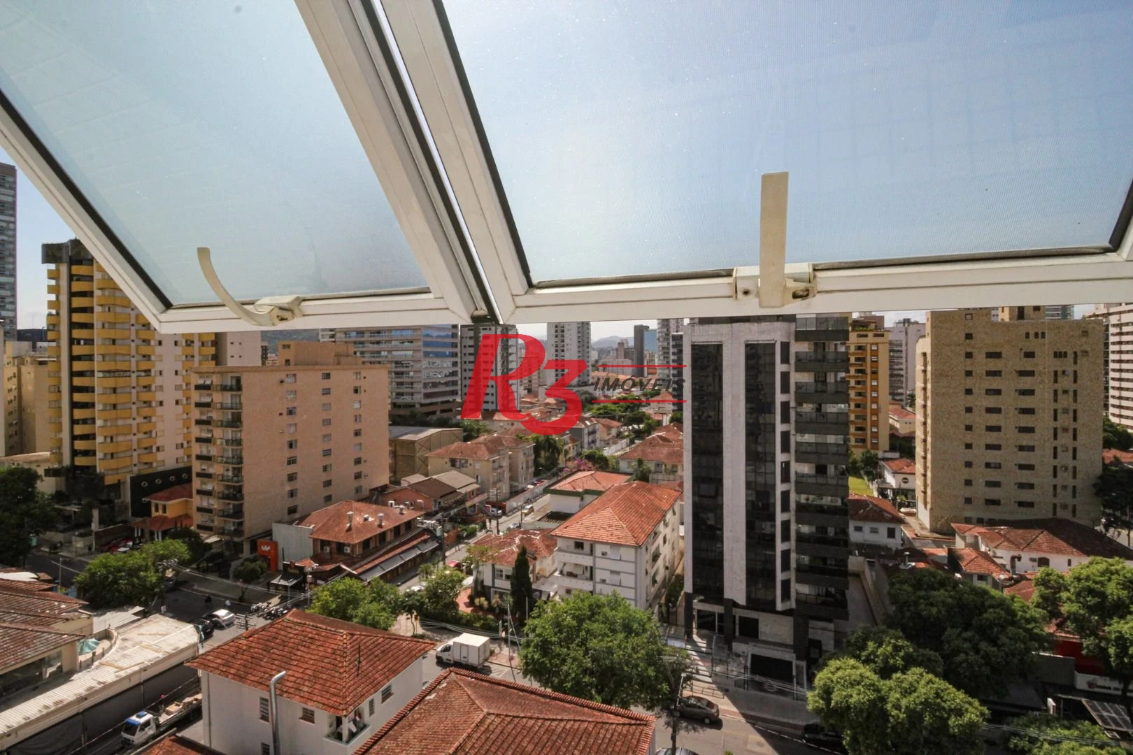 Apartamento com 4 dormitórios à venda, 191 m² por R$ 2.250.000,00 - Gonzaga - Santos/SP