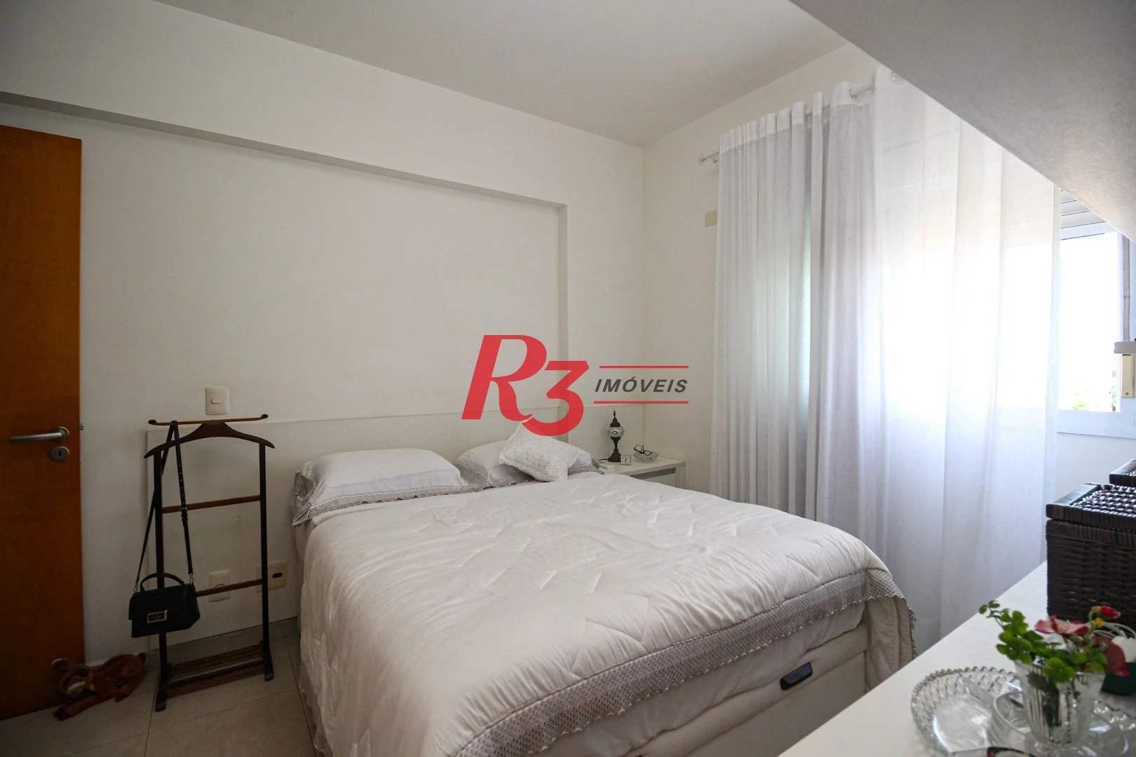 Apartamento com 4 dormitórios à venda, 191 m² por R$ 2.250.000,00 - Gonzaga - Santos/SP