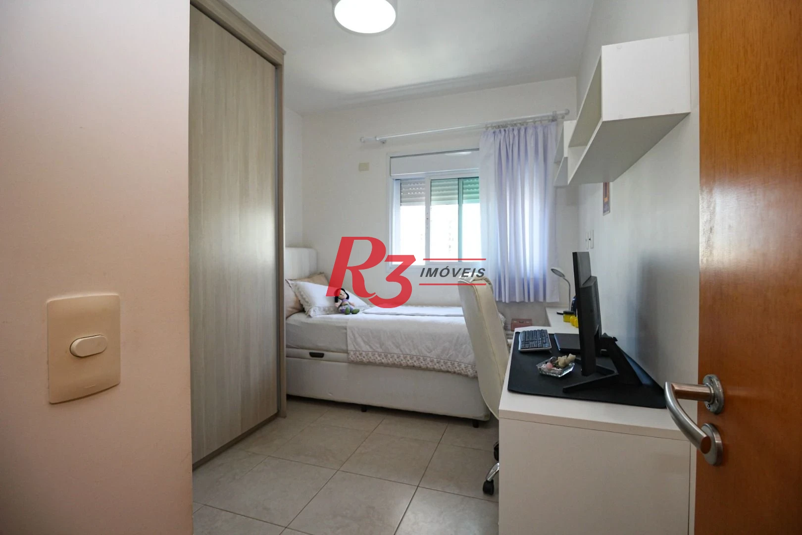 Apartamento com 4 dormitórios à venda, 191 m² por R$ 2.250.000,00 - Gonzaga - Santos/SP